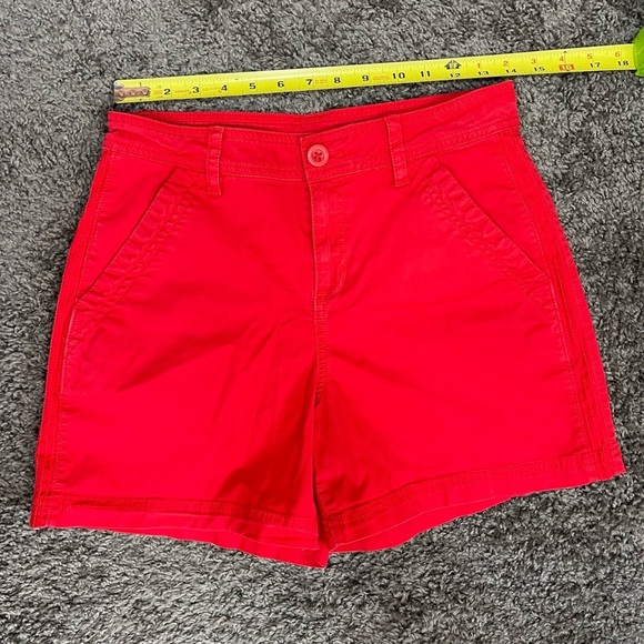 Eddie Bauer red high rise cotton stretch casual shorts. Women’s size 8 - Picture 16 of 16